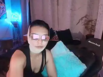 Chaturbate Free Porn Cam of thays_mawakye01