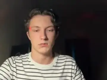 Chaturbate Live Sex Cam of _zenvor_