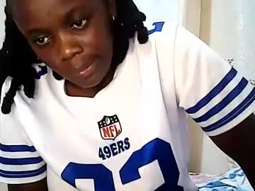 Chaturbate Nude Webcam of ebony_vellyn20