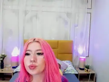 Chaturbate Live Sex Cam of lavagrirl
