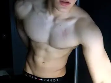 Chaturbate Live Sex Cam of madisonboy2