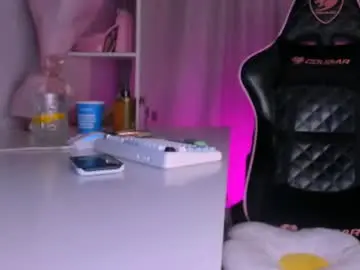 Chaturbate Live Sex Cam of dorothy_no_mercy