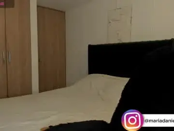 Chaturbate Nude Webcam of mariadanielasanchez