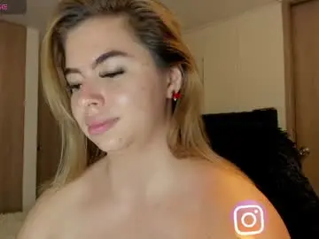 Chaturbate Private Sex Chat of mariadanielasanchez