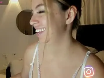 Chaturbate Live Porn of mariadanielasanchez