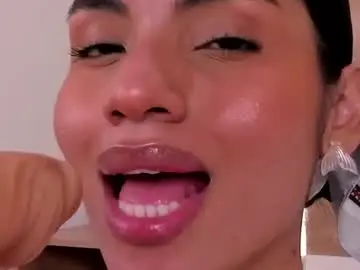 Chaturbate Best live sex cam show of naia_cox