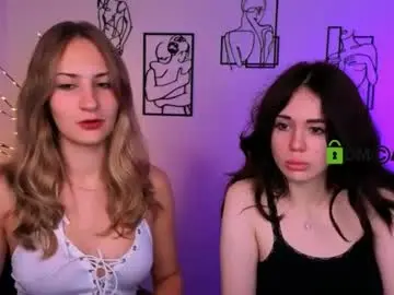 Chaturbate Watch Live Sex Cams of emilynxx