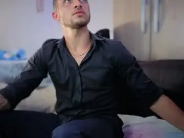 Chaturbate Free Porn Cam of jhonny_flames7