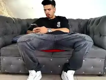 Chaturbate Best live sex cam show of matias_costa