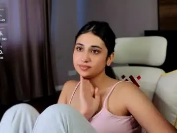 Chaturbate Live Sex Cam of monarchbaby