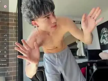 Chaturbate Watch Live Sex Cams of pretur_crubaa