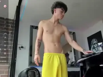 Chaturbate Adult Webcam of pretur_crubaa