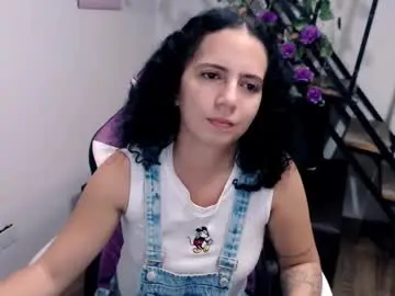 Chaturbate Live Porn of samantha2girl