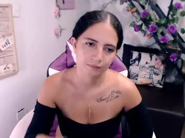 Chaturbate Free Live Porn of samantha2girl