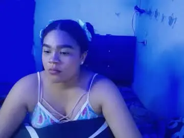 Chaturbate Nude Webcam of isamoon99