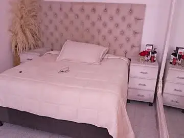 Chaturbate Live Sex Cam of jhoanleandro