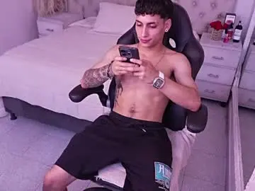Chaturbate Live Sex of jhoanleandro