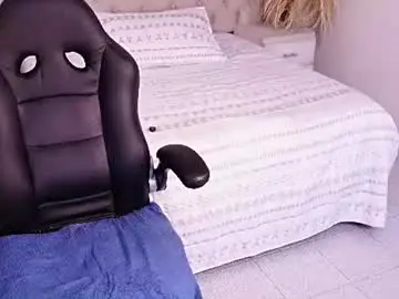 Chaturbate Live Sex Cam of jhoanleandro