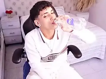 Chaturbate Free Live Porn of jhoanleandro