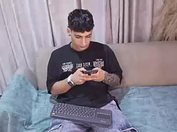 Chaturbate Live Porn of jhoanleandro
