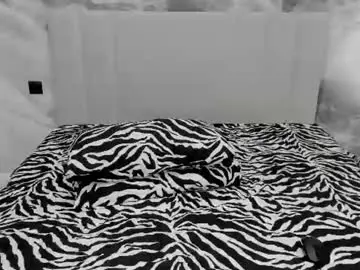 Chaturbate Live Sex Cam of lazydarkknight