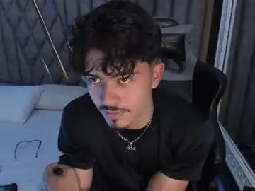 Chaturbate Sex Cam of nicolaikarav