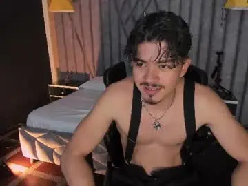 Chaturbate Live Porn of nicolaikarav