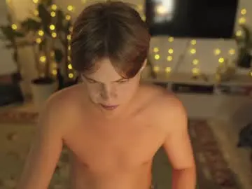 Chaturbate Live Sex Cam of rusbradpitt