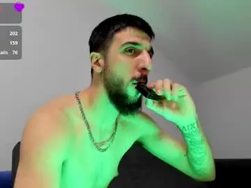 Chaturbate Free Porn Cam of zeyn_edwards