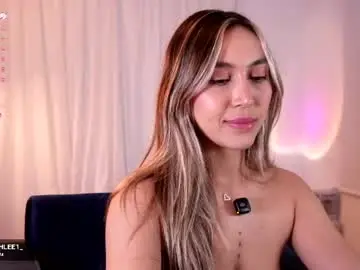 Chaturbate Live Sex Cam of ashley2004_