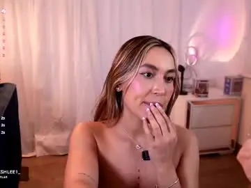 Chaturbate Live Porn of ashley2004_