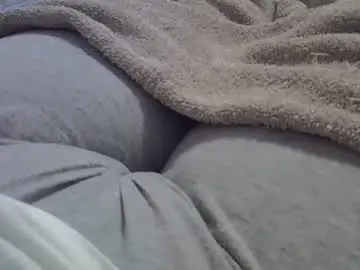 Chaturbate Adult Video Chat of camilaperes69