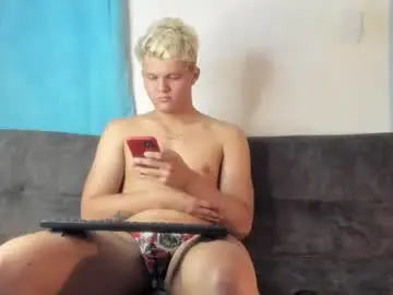 Chaturbate Live Porn of izan_02
