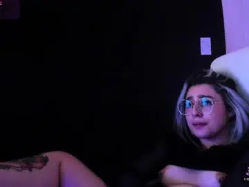 Chaturbate Adult Video Chat of gabyrose9