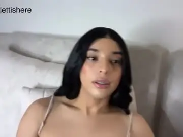 Chaturbate Live Sex of scarlett_is_here