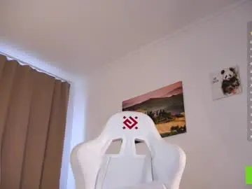 Chaturbate Sex Cam of adeles_vibes