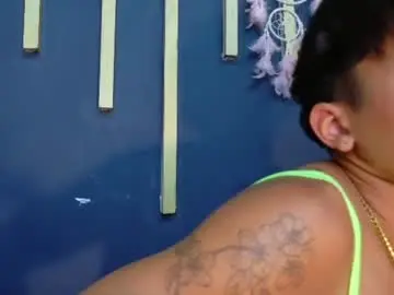 Chaturbate Live Sex Cam of zack_horny19