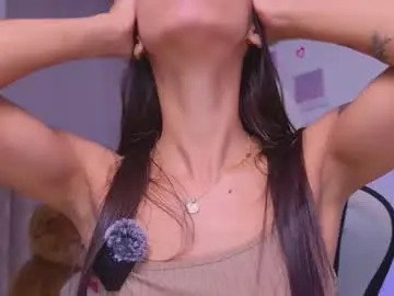 Chaturbate Live Sex Cam of brunetteadams001