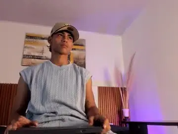 Chaturbate Nude Webcam of zander_2120