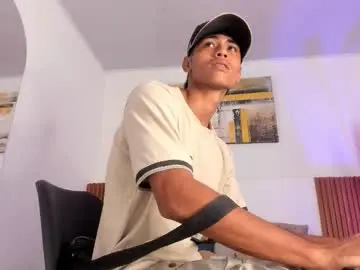 Chaturbate Live Sex Cam of zander_2120