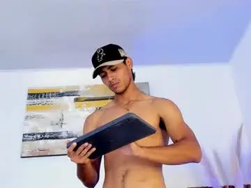 Chaturbate Nude Webcam of zander_2120