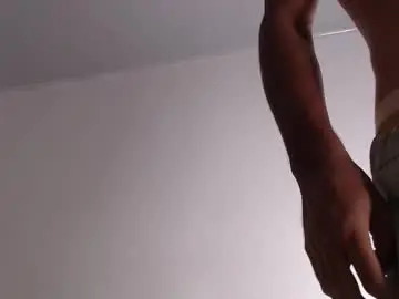 Chaturbate Best live sex cam show of zander_2120