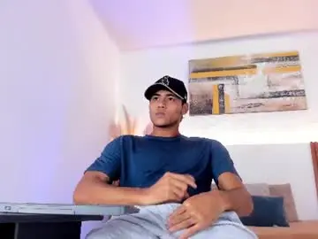 Chaturbate Free Porn Cam of zander_2120