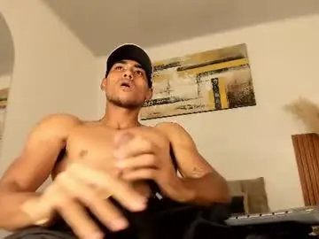 Chaturbate Live Sex of zander_2120