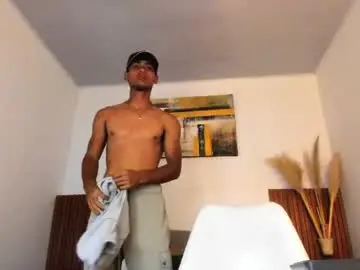 Chaturbate Sex Cam of zander_2120