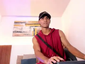 Chaturbate Nude Webcam of zander_2120