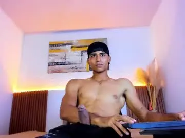Chaturbate Watch Live Sex Cams of zander_2120
