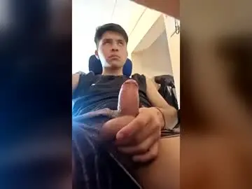 Chaturbate Free Porn Cam of jovenlindo2002