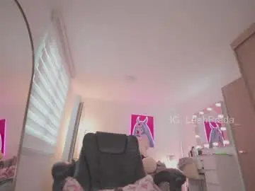 Chaturbate Sex Chat of leahprada_