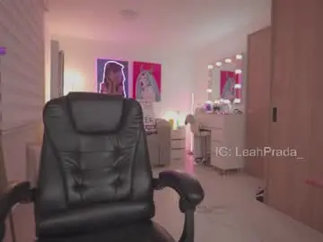 Chaturbate Sex Cam of leahprada_